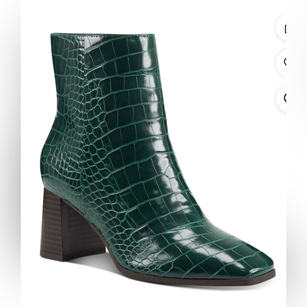INC Dasha Crocodile Booties 5 M